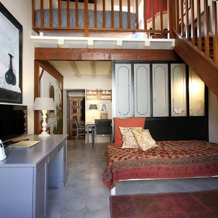 Nostradamus Appartement Saint-Rémy-de-Provence Buitenkant foto